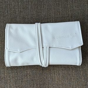 🌟 5/$25! La beaute Soi make up brush bag